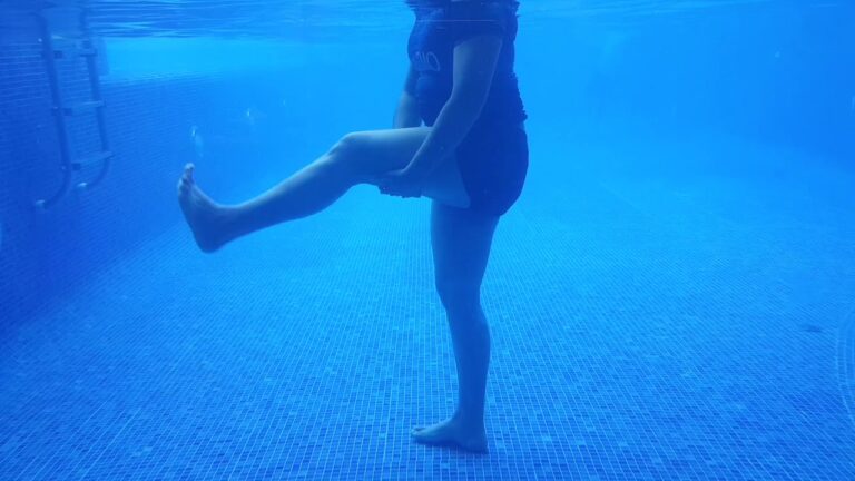 Ejercicios de natación para una columna vertebral saludable